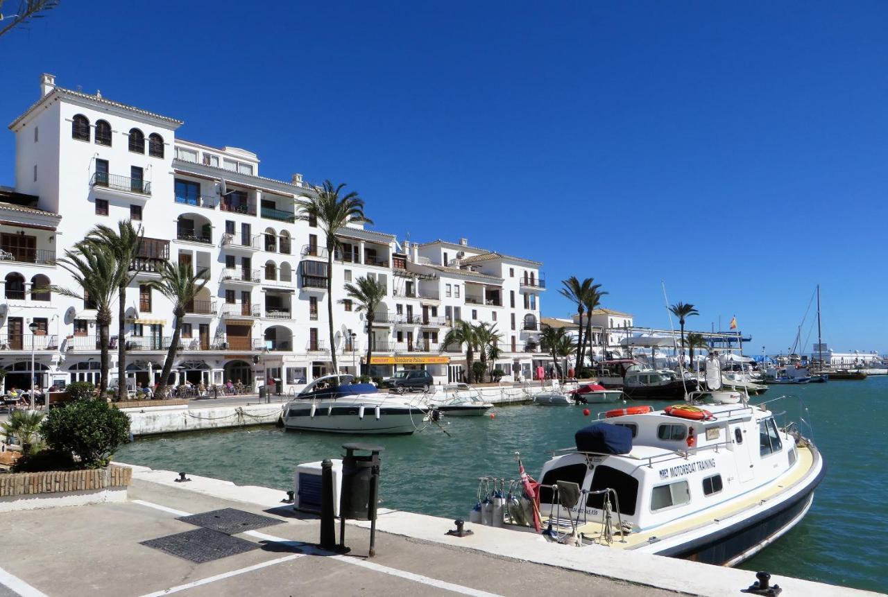 Salinas. Apartment For 4. Terrace/Parking/Pools/Gym/4Mins Beach Estepona Esterno foto